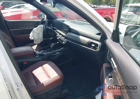 2024 Kia Telluride Ex z USA, uszkodzony, nr VIN 5XYP3DGC5RG507688